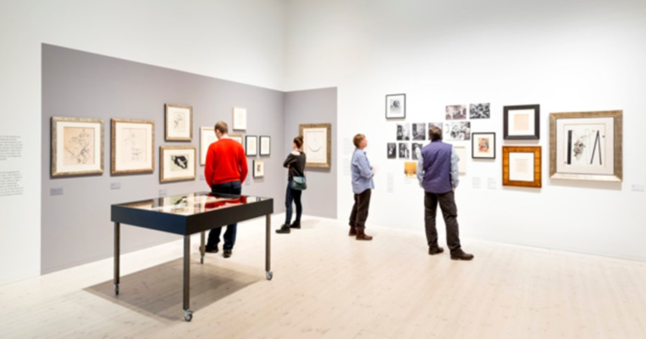 Dada är Dada, Vy från utställningen, Bildmuseet 2017-2018
