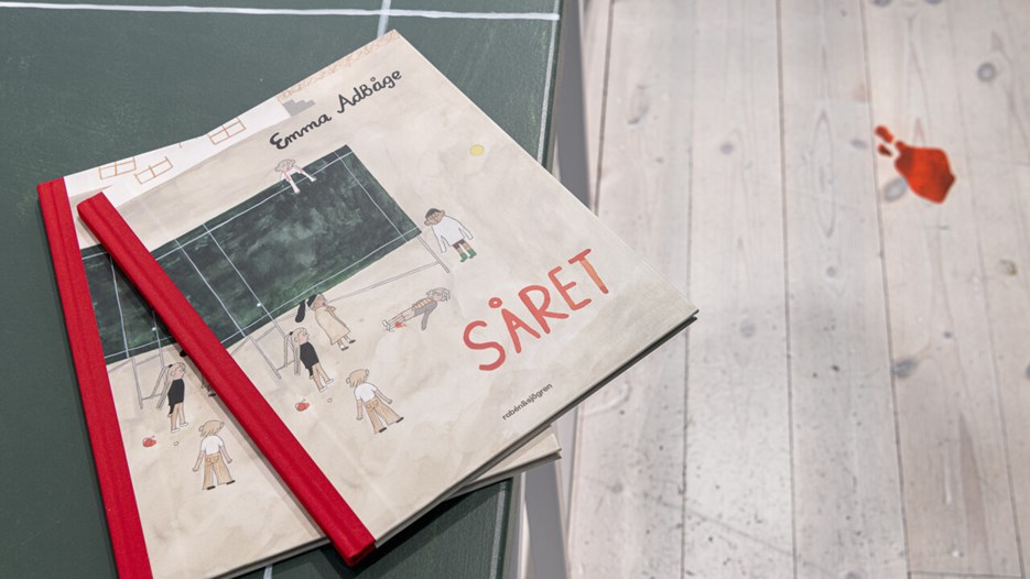 Årets svenska bilderbok / Såret av Emma AdBåge