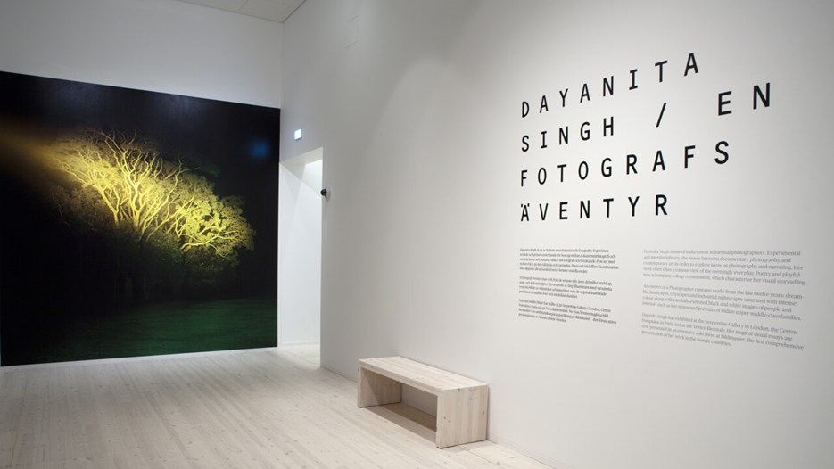 Dayanita Singh / En fotografs äventyr, Vy från utställningen, Bildmuseet 2012-2013