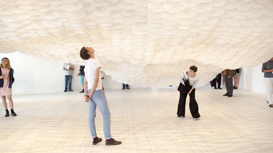 Jacob Hashimoto / Superabundant Atmosphere, Vy från utställningen, Bildmuseet, 2013. Jacob Hashimoto / Superabundant Atmosphere, View from the exhibition, Bildmuseet, 2013.
