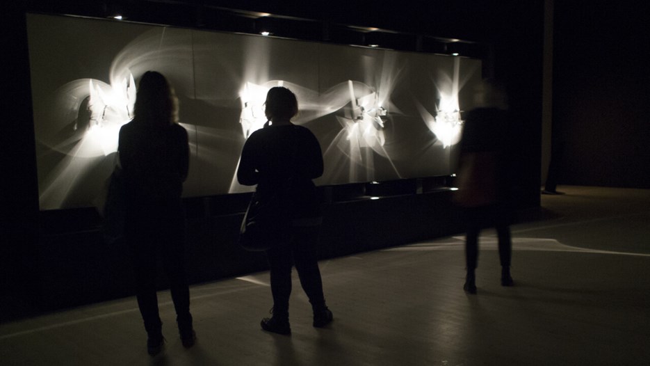Julio Le Parc / Lumiére, Vy från utställningen, Bildmuseet 2015-2016. Julio Le Parc / Lumiére, Exhibition view, Bildmuseet 2015-2016