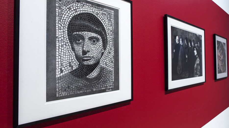 Agnès Varda, Vy från utställningen, Bildmuseet, 2013