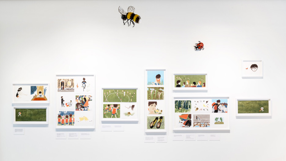 Årets svenska bilderbok / Småkrypsboll av Tove Pierrou och Joanna Hellgren, Vy från utställningen, Bildmuseet 2016. Swedish Picture Book of the Year / Småkrypsboll [Bugball] by Tove Pierrou and Joanna Hellgren, Exhibition view, Bildmuseet 2016