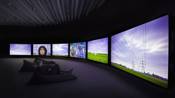 John Akomfrah / Purple, Vy från utställningen, Bildmuseet 2018