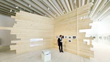 Bildmuseet Kirunatopia / I skuggan av framtiden, Vy från utställningen, Bildmuseet 2012